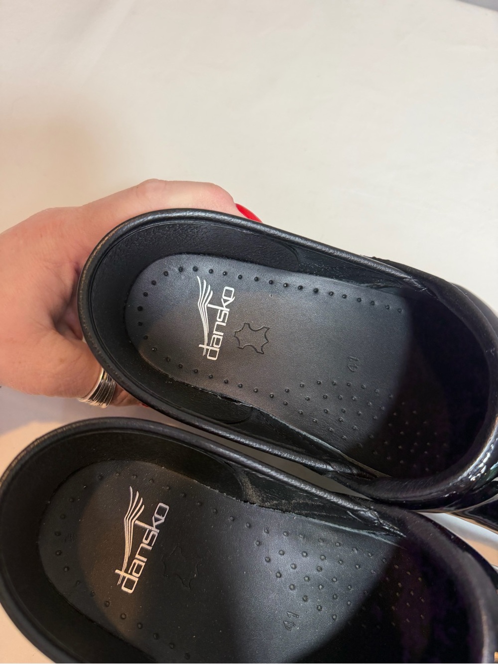 New Dansko professional black patent leather slip on clogs size 41 - Picture 11 of 11